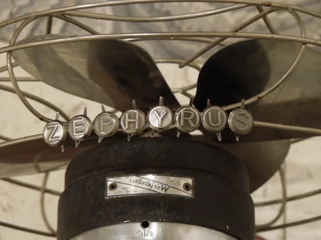 Cosmogony 2.2: the four winds as fans: Zephyrus detail