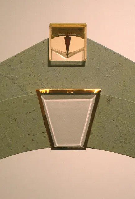 Mneme I: Kenilworth, Milwaukee: pediment with spirit level and glass keystone