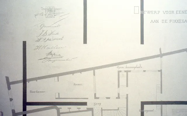 Mneme XXVII: Dolhuis [Madhouse]: detail: bank plan with official signatures and stamp