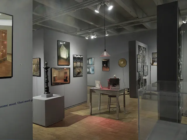 Retrospectacle: center “library” section